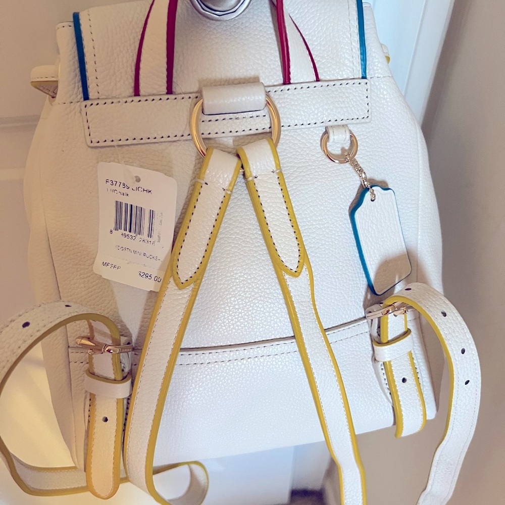NWT Coach mini rucksack in chalk - Picture 2 of 6